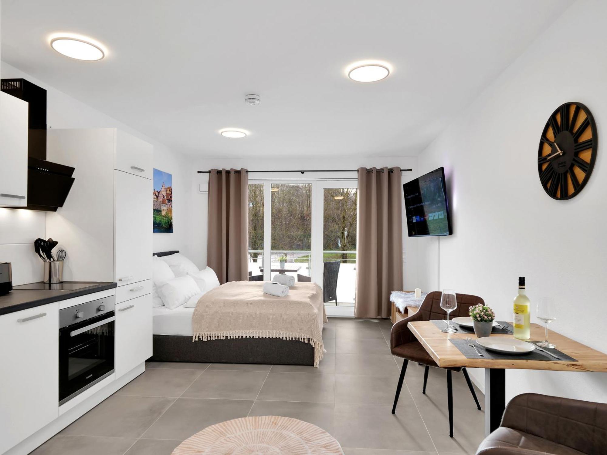 Inhome Studio Apartment - Kueche - Parken - Tv Швебиш-Халль Экстерьер фото