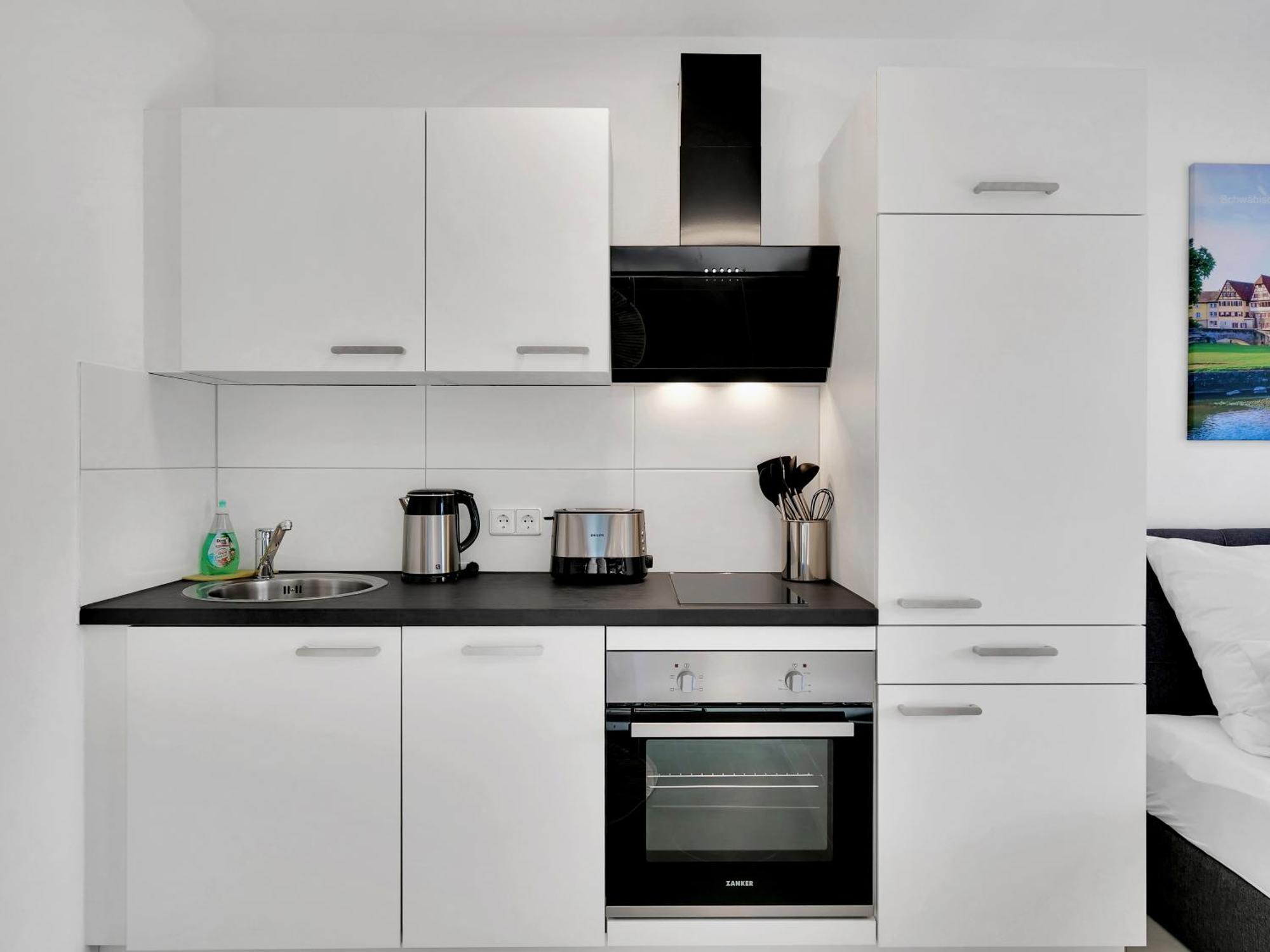Inhome Studio Apartment - Kueche - Parken - Tv Швебиш-Халль Экстерьер фото